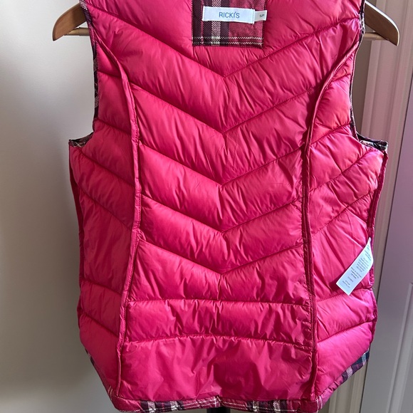 RICKI’S ladies vest. - Picture 4 of 7